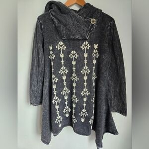VOCAL Gray Hooded Sweater with White Pattern